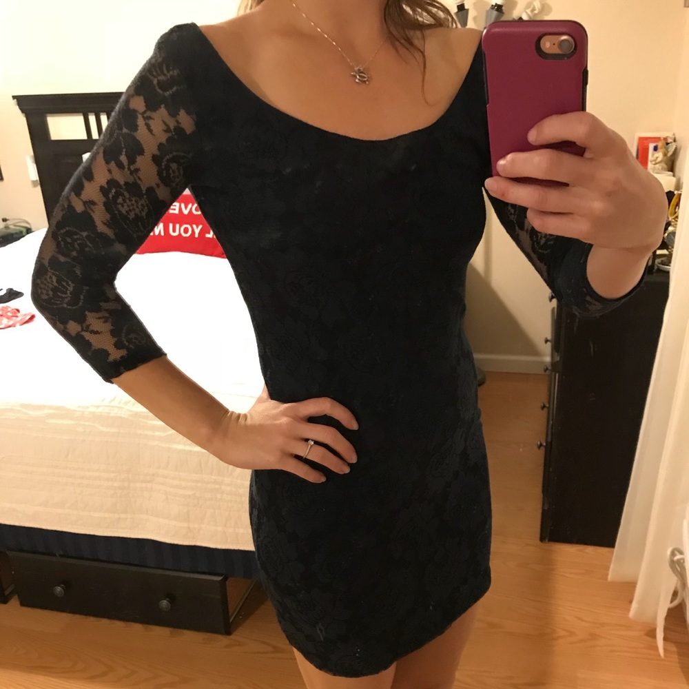 Navy Lace Hollister dress